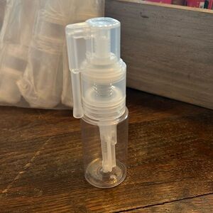 NWOT Bundle of Four Dry Shampoo or Powder Spray Cosmetic Bottles